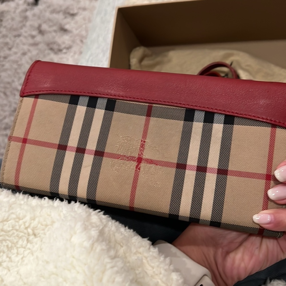 Burberry wallet on chain - Picture 3 of 5